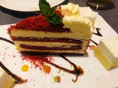 红丝绒千层-YUE·6·西式融合餐厅(外滩六号店)