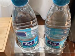 -卡罗酒店(东门晒布地铁站店)