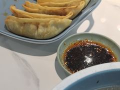 -老新隆牛肉锅贴(新街口店)