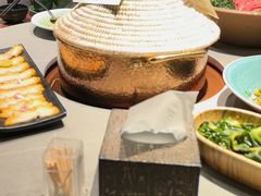 -花菇朵·云山雀 ll 野生菌锅·野果酸汤·精品滇菜(万柳店)