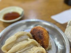 -黄阿姨锅贴大王(万航渡路店)