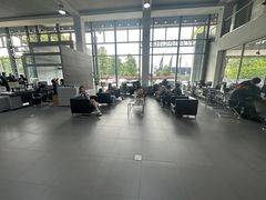 -上海星瀚奔驰4S店(红柳路店)