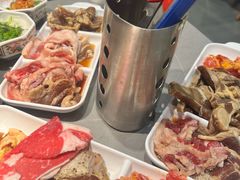 -山焱·炭火自助烤肉(周浦万达店)