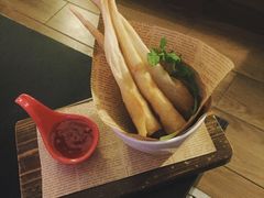 -樱花里音乐餐吧·牛扒椰子鸡(东圃店)