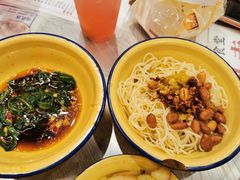-东排食堂长沙小吃大排档(五一广场店)