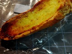 奶香片-TIMO COFFEE 阿拉校园面包