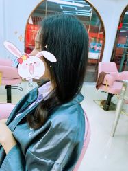 -BULB STUDIO 巴柏明星发型工作室