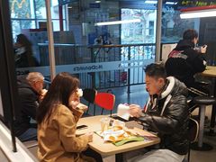 -麦当劳(轻轨曹杨路店)