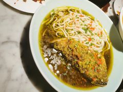 酱椒蒸鱼头配手工面-雀蓝川菜(奥体广场店)