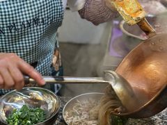 -正宗杨记普洱酸醋米线(总店)