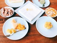 -梅间堂茶馆(绿地缤纷城店)