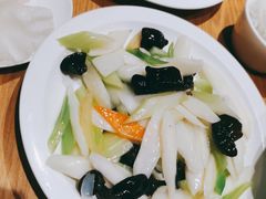 -峨嵋小镇·川菜(勒泰中心店)