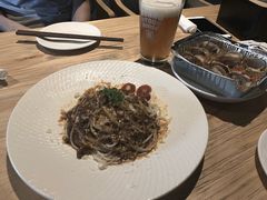 -晃晃悠悠酒肉合作社
