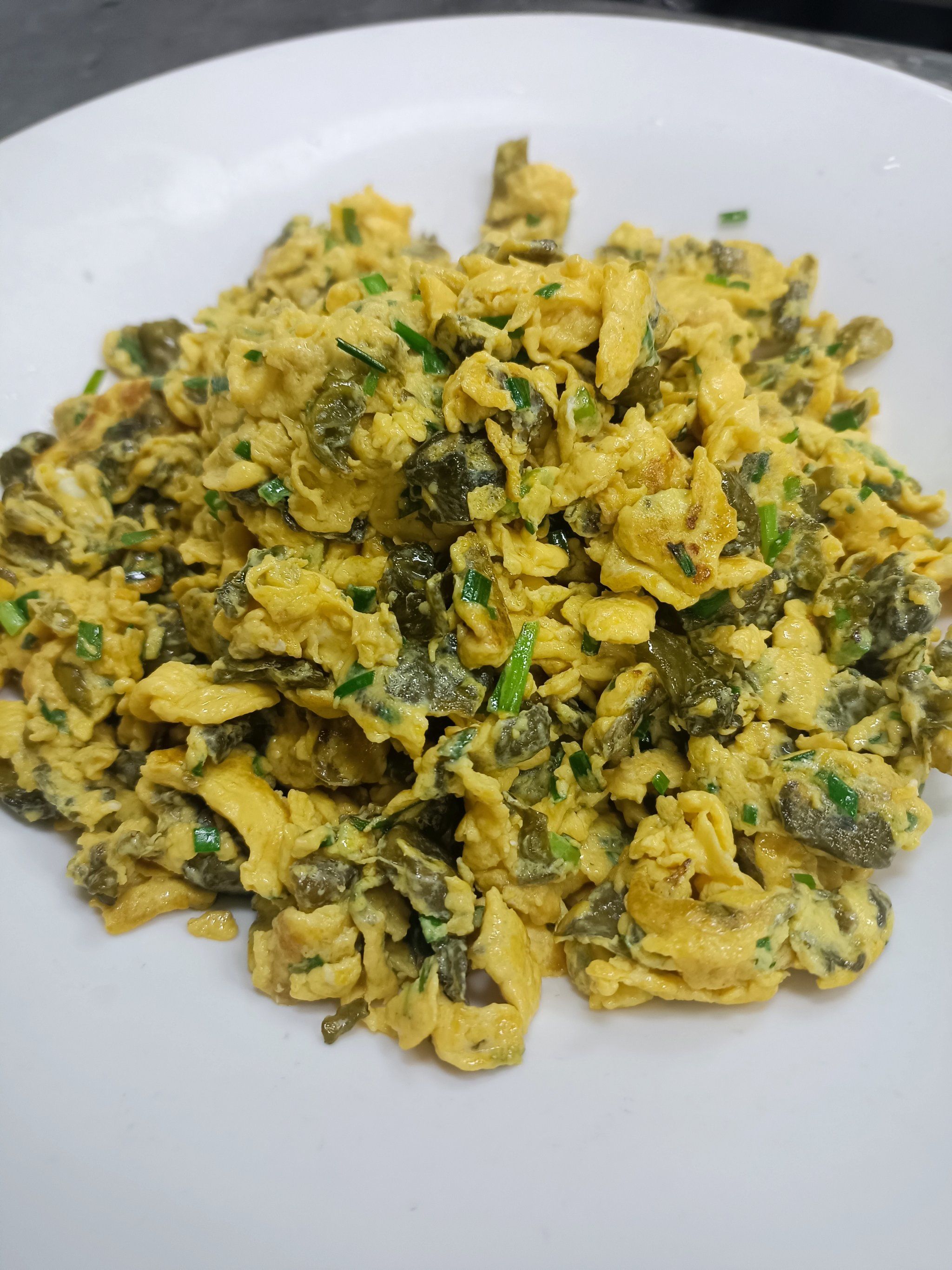 地皮菜炒鸡蛋,好吃又健康,这个菜很接地气哟