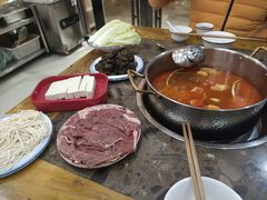 -乳仔牛牦牛汤锅 烤羊排(松潘古城店)