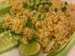 -J Daeng Seafood
