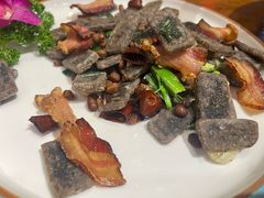 -亮欢寨酸汤鱼(沙冲路店)
