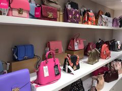 -唯品会(北京国瑞城店)