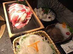 -湊湊火锅·茶憩(新中关购物中心店)