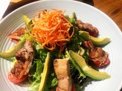 牛油果烤鸡沙拉-LYFATTI 莱芙缇(赣水路店)