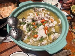 -重庆鸡公煲·青锅花椒鱼(牡丹江路店)