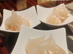 -广州万富希尔顿酒店·感趣自助餐厅·金秋蟹宴生蚝海鲜刺身