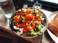 牛油果沙拉-RAC BAR(安福路店)