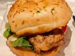 香煎鸡腿汉堡-必胜客(福州永嘉PH店)