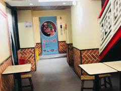 用餐区-八婆婆烧仙草(中山路店)