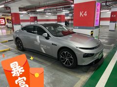 -小鹏汽车体验中心(苏州龙湖狮山天街店)