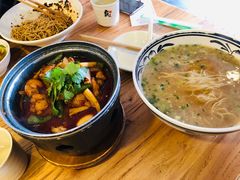 干锅牛蛙面-霸道川面馆(张江店)