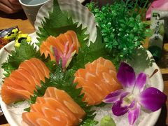 招牌三文鱼刺身-寻味寿司日本料理(华亿店)