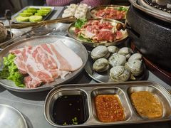 -围炉肉舍丹东海鲜烤肉·烤活鳗(步行街店)