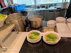 -珠海拱北口岸希尔顿欢朋酒店