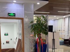 -茂菊口腔连锁(浦东南路店)