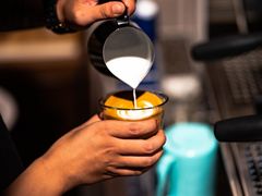 -Punchline Coffee&Roaster(同济大学店)
