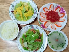 -爱的果实月嫂育婴师(世纪东方店)