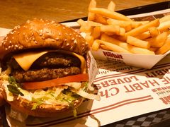 -The Habit Burger Grill 哈比特汉堡(复兴soho店)