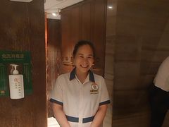 -珠海棕泉水疗酒店(拱北口岸高铁站店)
