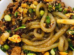 -八一路好吃街(雨田商务大厦店)