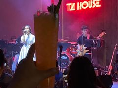 -TZ House音乐现场(来福士中心店)