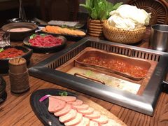 -老牌坊云南鱼豆花火锅(嵩山店)