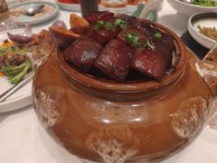 紫砂红烧肉-松鹤楼·非遗·苏帮菜(融科店)