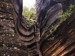 -梭布垭石林景区