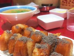 -冯烫烫跷脚牛肉·川菜小馆(武胜西街店)