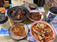 -堂瓦里·33年传统赣菜(第一街区店)