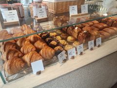 -VERIE BAKEHOUSE