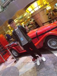 -苏豪路易士·嘉玛发廊
