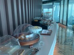 -亚洲国际大酒店·云顶阁旋转自助餐厅