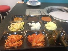 -烤路里·韩国品质自助烤肉(石路天虹4号店)